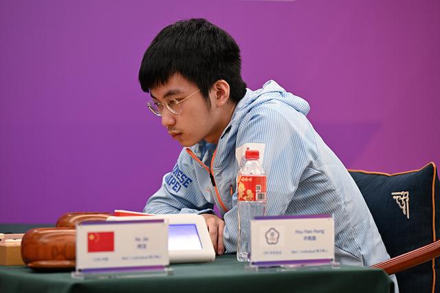 第十届应氏杯围棋世锦赛申真谞、朴廷桓出局 中国队5人进8强